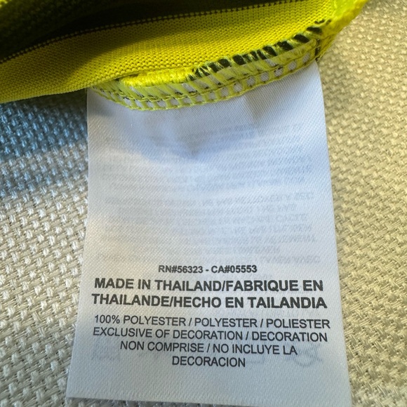 Men's Nike Golf Dri-Fit Short Sleeve Polo, Size Medium, Black & Yellow Striped - Picture 6 of 10